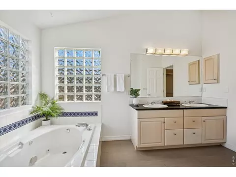 Bath - 1487 Periwinkle Dr, Boulder, CO 80304 photo 3 of 6