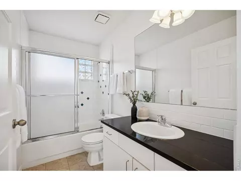 Bath - 1487 Periwinkle Dr, Boulder, CO 80304 photo 5 of 6