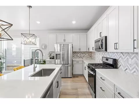 8453 Gladiola Ct #A, Arvada, CO 80005
