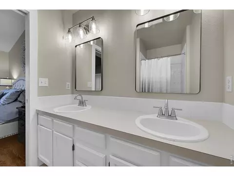Bath - 1010 3rd St, Windsor, CO 80550 photo 3 of 5