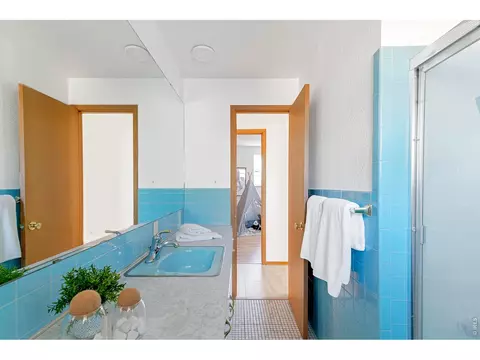 Bath - 2410 Grape Ave, Boulder, CO 80304 photo 3 of 4
