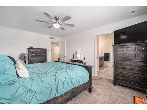 605 Sawyers Pond Dr, Severance, CO 80550
