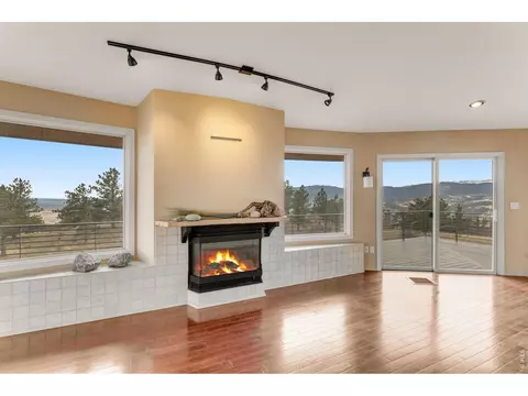 Living - 3001 Eagle Ridge Rd, Lyons, CO 80540 photo 4 of 11