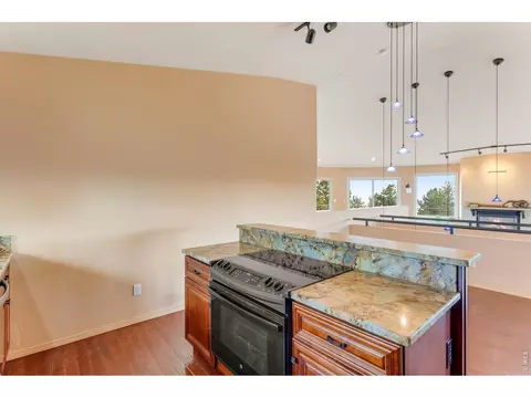 Kitchen - 3001 Eagle Ridge Rd, Lyons, CO 80540 photo 6 of 8