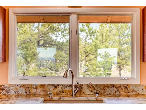 Kitchen - 3001 Eagle Ridge Rd, Lyons, CO 80540 photo 8 of 8