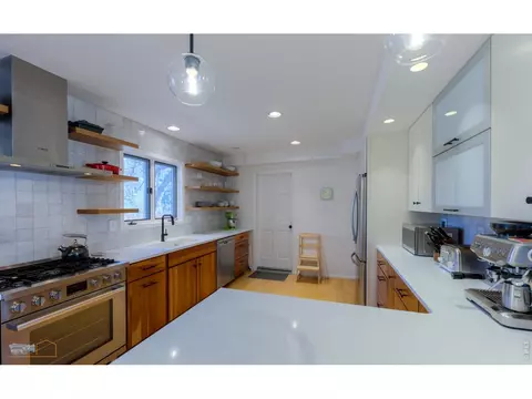 Kitchen - 3877 15th St, Boulder, CO 80304 photo 2 of 3