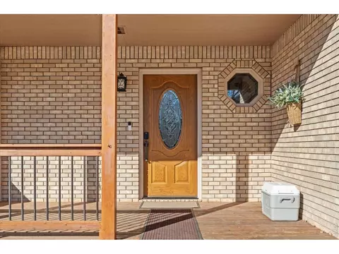 537 S 9th St, Berthoud, CO 80513 photo 4