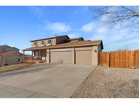537 S 9th St, Berthoud, CO 80513 photo 3
