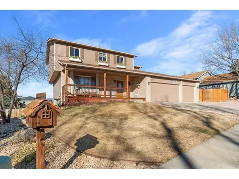 537 S 9th St, Berthoud, CO 80513 photo 2