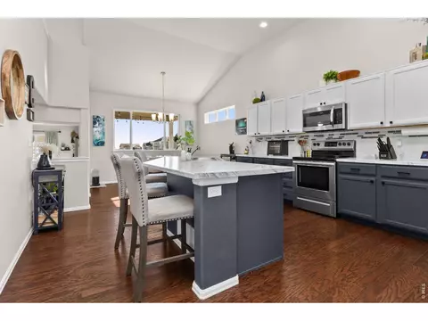 901 Ashbrook Dr, Windsor, CO 80550 photo 4