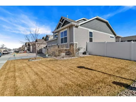 901 Ashbrook Dr, Windsor, CO 80550 photo 2