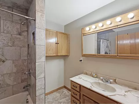Bath - 502 State St, Sterling, CO 80751 photo 5 of 5