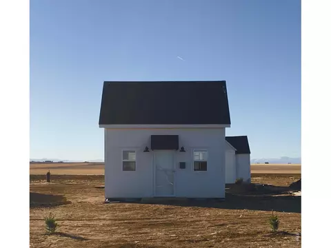 8551 Flint Ridge St, Bennett, CO 80102 photo 2