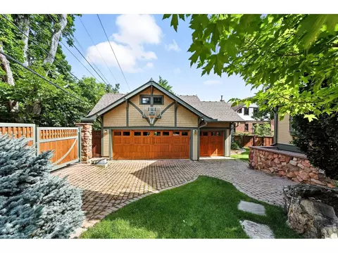 Exterior - 851 14th St, Boulder, CO 80302 photo 5 of 9