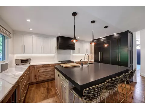 Kitchen - 865 Kalmia Ave, Boulder, CO 80304 photo 4 of 5