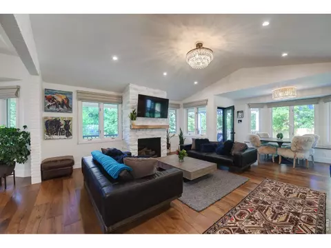 Living - 865 Kalmia Ave, Boulder, CO 80304 photo 3 of 6