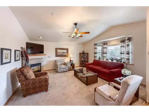 625 Torreys Peak Ln, Berthoud, CO 80513 photo 6