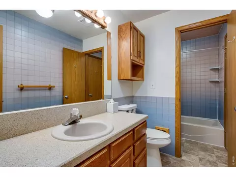 Bath - 3505 19th St, Boulder, CO 80304 photo 1 of 1