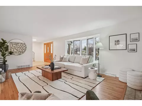 Living - 210 Manhattan Dr, Boulder, CO 80303 photo 5 of 7