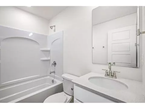 Bath - 3940 Pinnacles Ct, Evans, CO 80620 photo 3 of 3