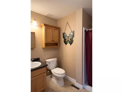 Bath - 4591 Sunnyside Pl #D, Boulder, CO 80301 photo 2 of 2