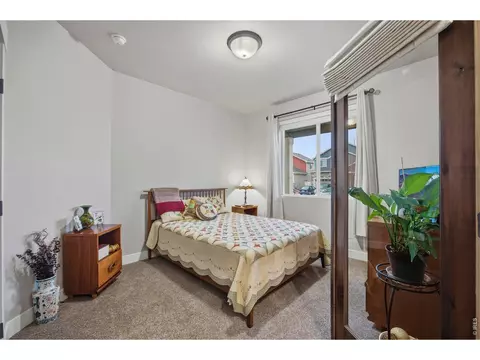 Bedroom - 1827 Castle Hill Dr, Windsor, CO 80550 photo 3 of 5