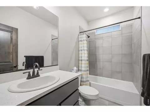 Bath - 1827 Castle Hill Dr, Windsor, CO 80550 photo 4 of 4