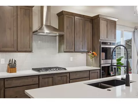 Kitchen - 1827 Castle Hill Dr, Windsor, CO 80550 photo 5 of 6