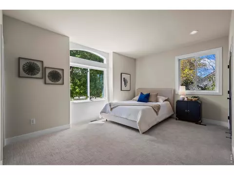 Bedroom - 5302 Pinehurst Dr, Boulder, CO 80301 photo 3 of 4