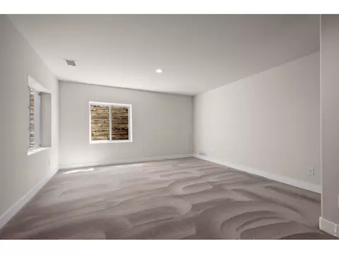 Bedroom - 5302 Pinehurst Dr, Boulder, CO 80301 photo 4 of 4
