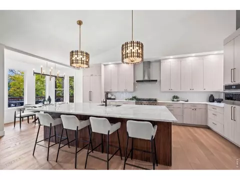 Kitchen - 5302 Pinehurst Dr, Boulder, CO 80301 photo 2 of 7