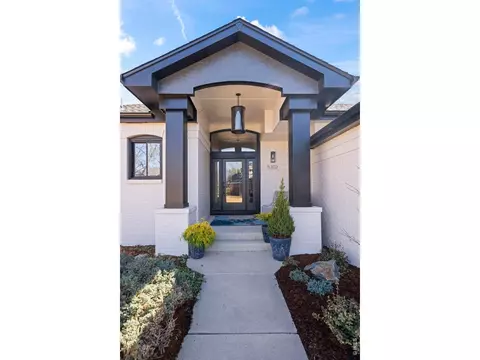Exterior - 5302 Pinehurst Dr, Boulder, CO 80301 photo 2 of 7