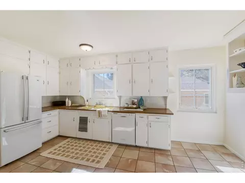 Kitchen - 3086 11th St, Boulder, CO 80304 photo 2 of 4