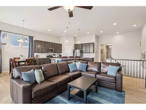302 Mount Rainier St, Berthoud, CO 80513 photo 6
