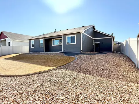 Exterior - 640 Cimarron Trl, Ault, CO 80610 photo 3 of 3