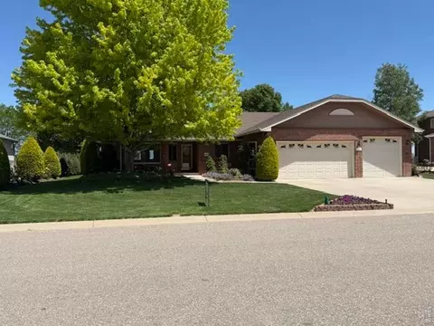 2238 Breckenridge Dr, Berthoud, CO 80513