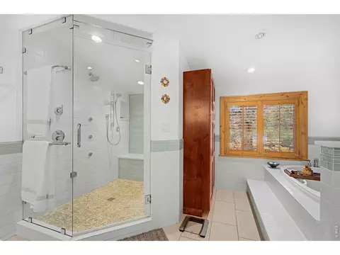 Bath - 3135 11th St, Boulder, CO 80304 photo 1 of 6