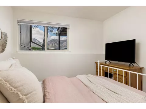 Bedroom - 4100 Greenbriar Blvd, Boulder, CO 80305 photo 5 of 5