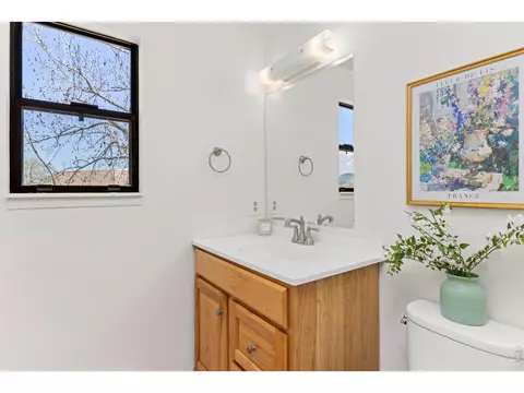 Bath - 4100 Greenbriar Blvd, Boulder, CO 80305 photo 1 of 4