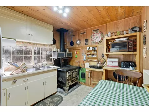 Kitchen - 2476 Riverside Dr, Lyons, CO 80540 photo 1 of 2
