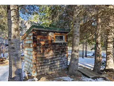 Bath - 2476 Riverside Dr, Lyons, CO 80540 photo 2 of 2