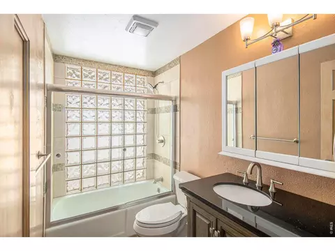 Bath - 355 Cedar Dr, Lyons, CO 80540 photo 1 of 2