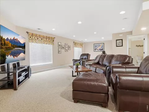 8443 Castaway Dr, Windsor, CO 80528 photo 35