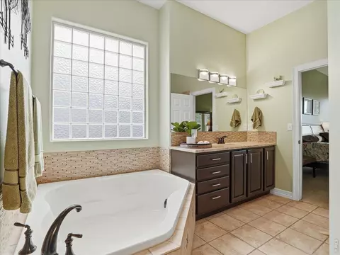 8443 Castaway Dr, Windsor, CO 80528 photo 25