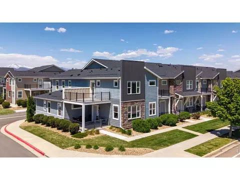 653 Grandview Mdws Dr, Longmont, CO 80503