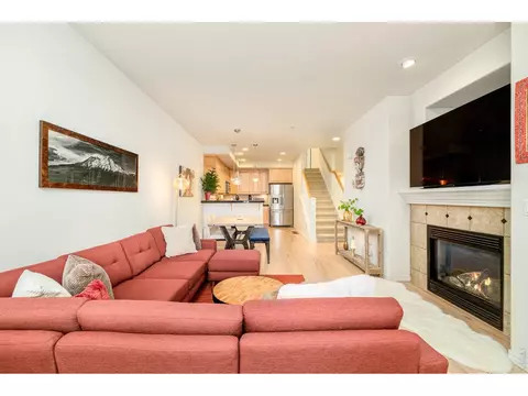 Living - 5057 5th St, Boulder, CO 80304 photo 1 of 6