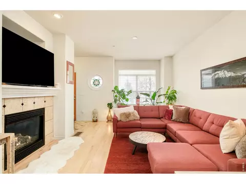 Living - 5057 5th St, Boulder, CO 80304 photo 2 of 6