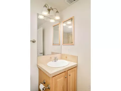 Bath - 5057 5th St, Boulder, CO 80304 photo 9 of 10