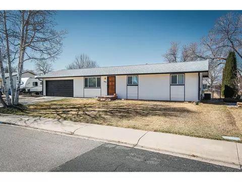1013 Jennifer Dr, Loveland, CO 80537