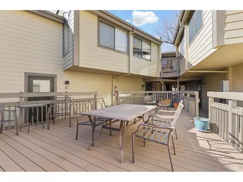 Exterior - 827 Maxwell Ave #E, Boulder, CO 80304 photo 3 of 9